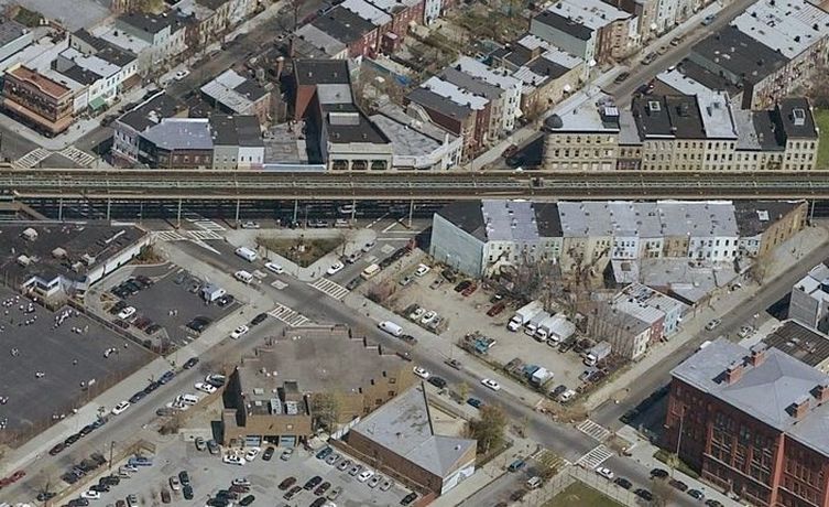 Heissler triangle: Heissler triangle - Willoughby Avenue and Bushwick Avenue